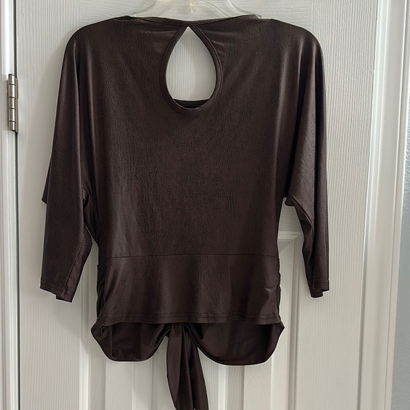 Joseph Ribkoff Vintage Snakeskin Brown Blouse with Belted Detail Women’s 6 - Picture 4 of 13